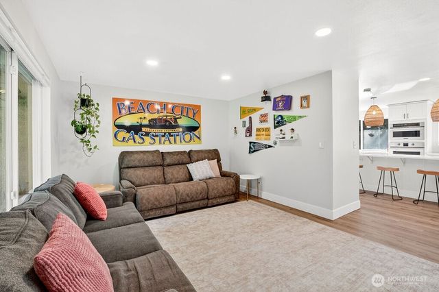 16227 SE 224th Street, Kent, WA 98042