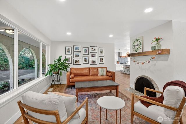 16227 SE 224th Street, Kent, WA 98042