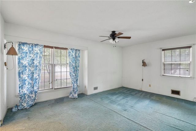 505 SW Murray Road, Lee's Summit, MO 64081