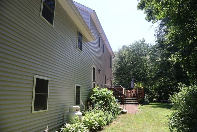 58 Brian Cir, Northbridge, MA 01534