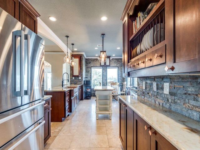 126 E Shore Drive, Clear Lake Shores, TX 77565