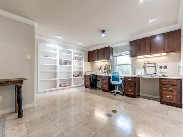 126 E Shore Drive, Clear Lake Shores, TX 77565