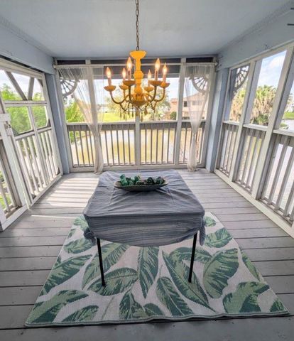 126 E Shore Drive, Clear Lake Shores, TX 77565