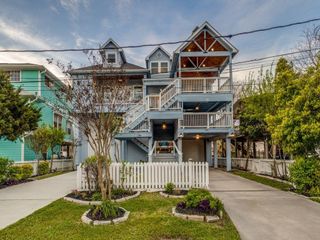 126 E Shore Drive, Clear Lake Shores, TX 77565