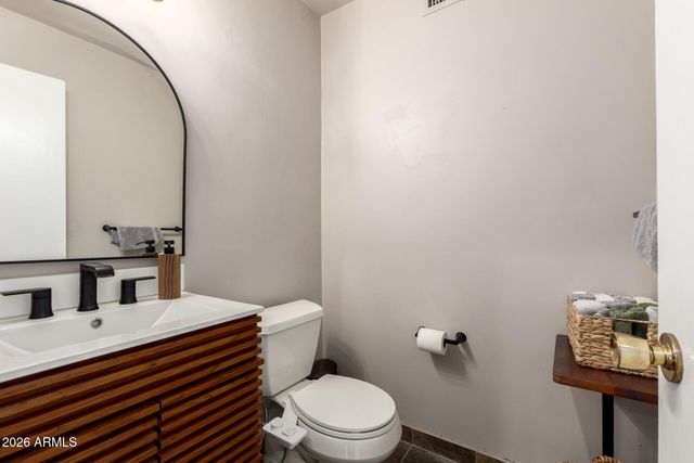 6526 N 37TH Street, Phoenix, AZ 85018