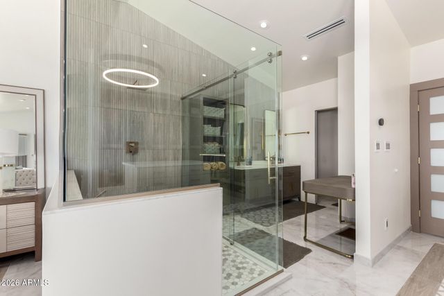 6526 N 37TH Street, Phoenix, AZ 85018