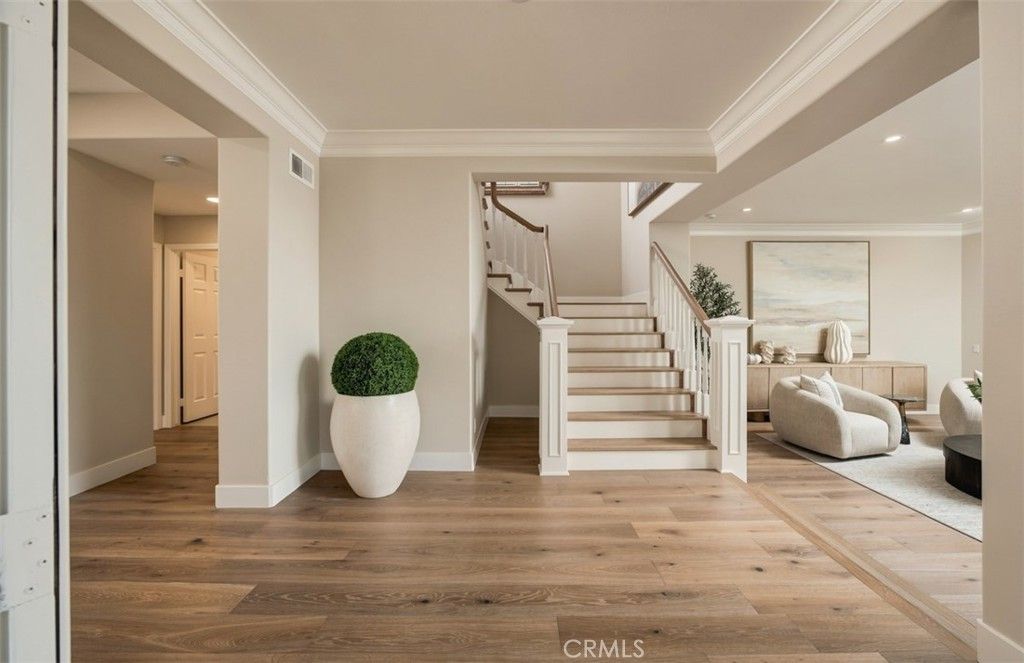 18 Hillsdale, Newport Beach, CA 92660 — photo 3