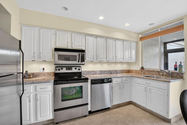 19720 Sawgrass Drive 902, Boca Raton, FL 33434