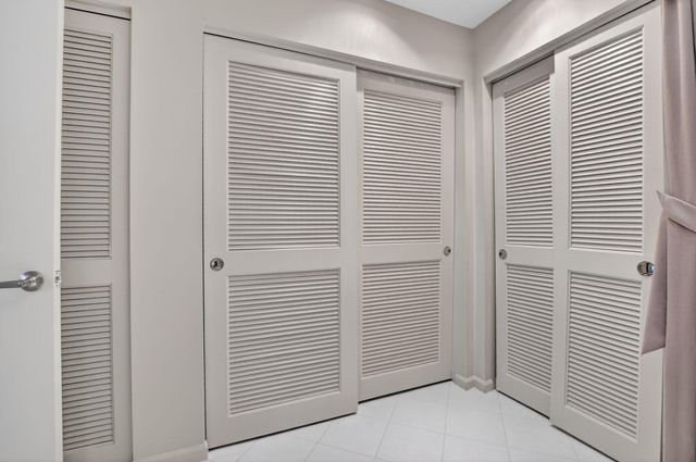 19720 Sawgrass Drive 902, Boca Raton, FL 33434