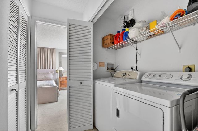 19720 Sawgrass Drive 902, Boca Raton, FL 33434