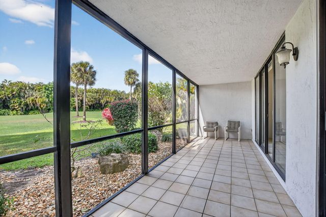 19720 Sawgrass Drive 902, Boca Raton, FL 33434