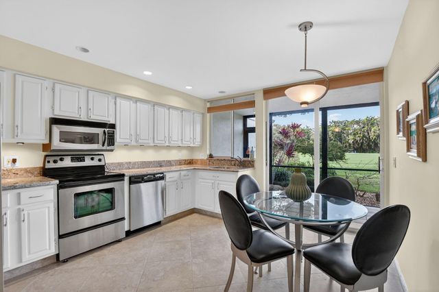 19720 Sawgrass Drive 902, Boca Raton, FL 33434