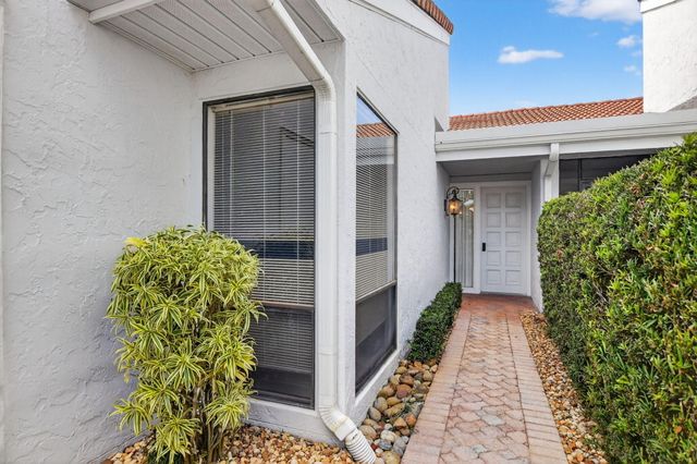 19720 Sawgrass Drive 902, Boca Raton, FL 33434