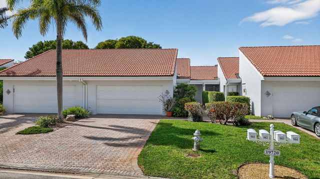 19720 Sawgrass Drive 902, Boca Raton, FL 33434