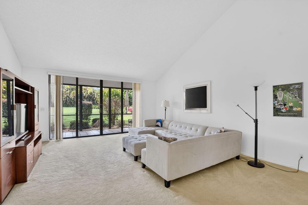 19720 Sawgrass Drive 902, Boca Raton, FL 33434