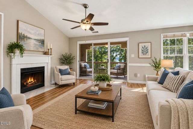 313 Glen Echo Lane F, Cary, NC 27518
