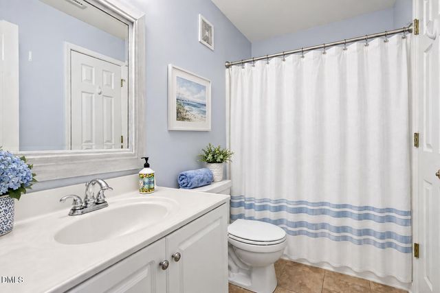 313 Glen Echo Lane F, Cary, NC 27518