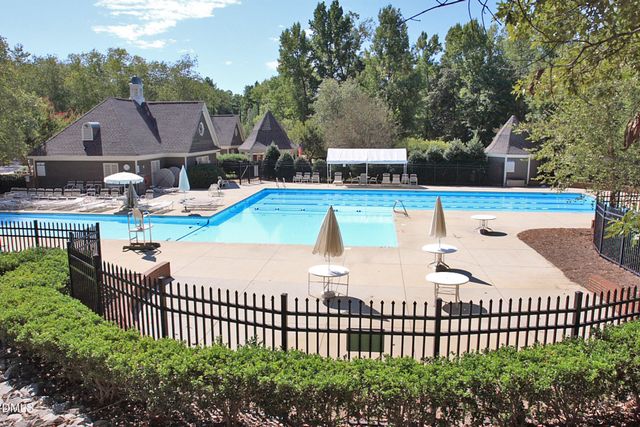 313 Glen Echo Lane F, Cary, NC 27518