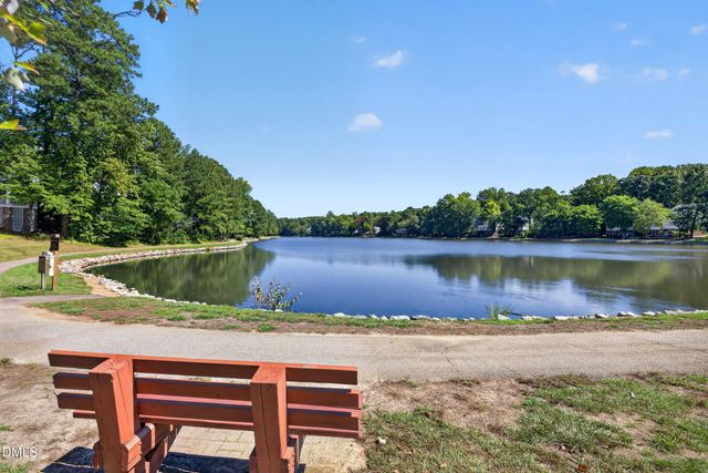 313 Glen Echo Lane F, Cary, NC 27518