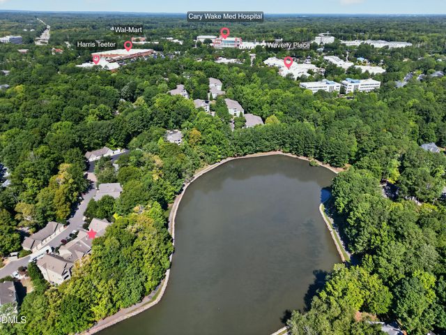 313 Glen Echo Lane F, Cary, NC 27518