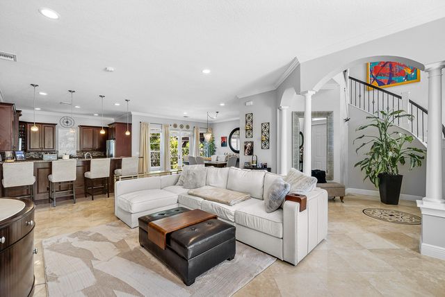 71 Via Poinciana Lane, Boca Raton, FL 33487