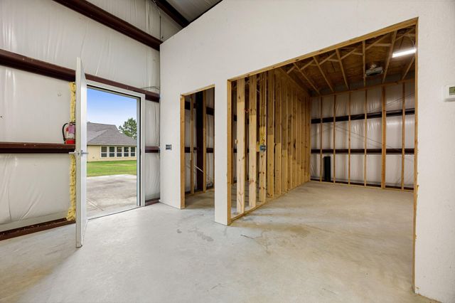 9115 Bush Buck Lane, Conroe, TX 77303