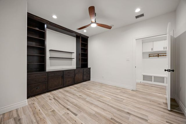 9115 Bush Buck Lane, Conroe, TX 77303