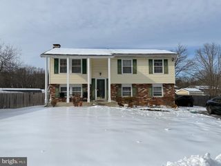 1210 MARSHALL LN, Waldorf, MD 20602