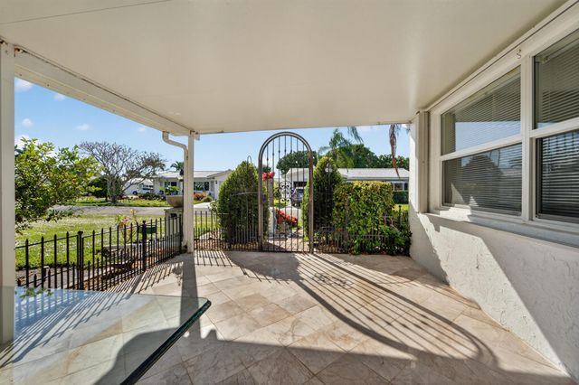 1708 SW 21st Street SW, Boynton Beach, FL 33426