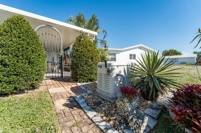 1708 SW 21st Street SW, Boynton Beach, FL 33426