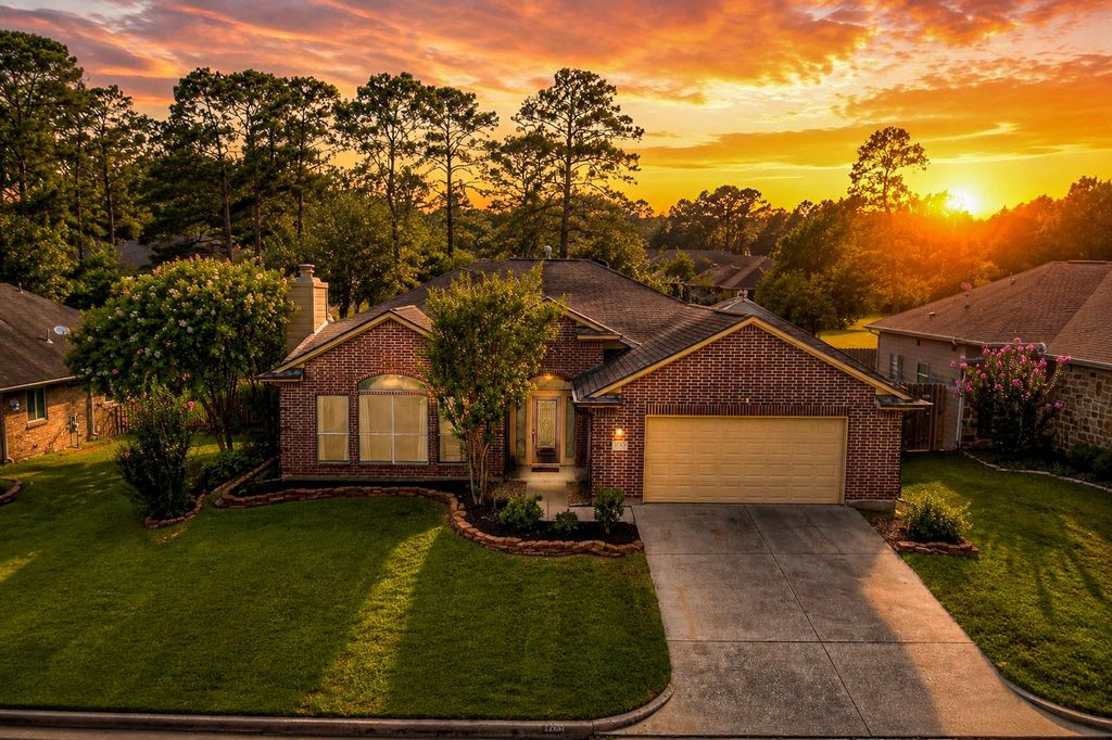 12557 Marina Loop, Willis, TX 77318