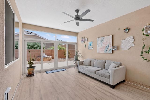 900 Golden Yarrow Trail, Bernalillo, NM 87004