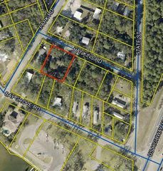 75 Hankins Road, Freeport, FL 32439