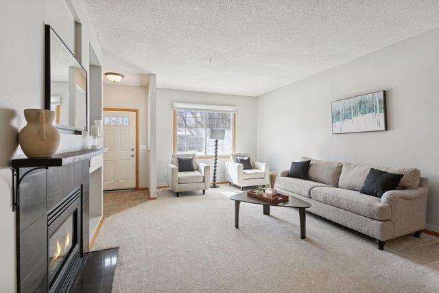 14392 Raymond Lane, Eden Prairie, MN 55347