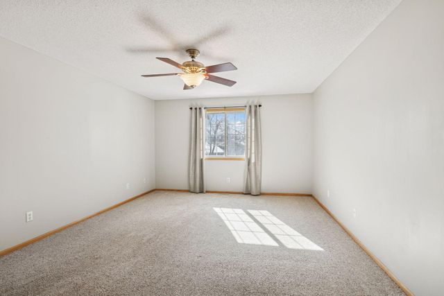 14392 Raymond Lane, Eden Prairie, MN 55347