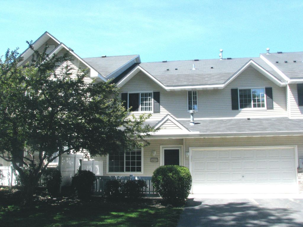 14392 Raymond Lane, Eden Prairie, MN 55347