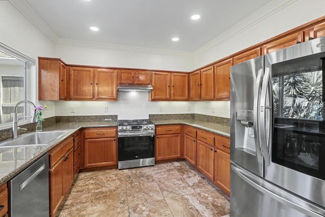 7648 Boardwalk Way, Antelope, CA 95843