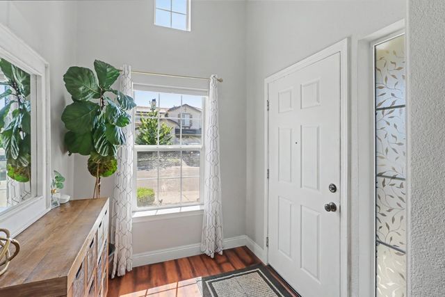 7648 Boardwalk Way, Antelope, CA 95843