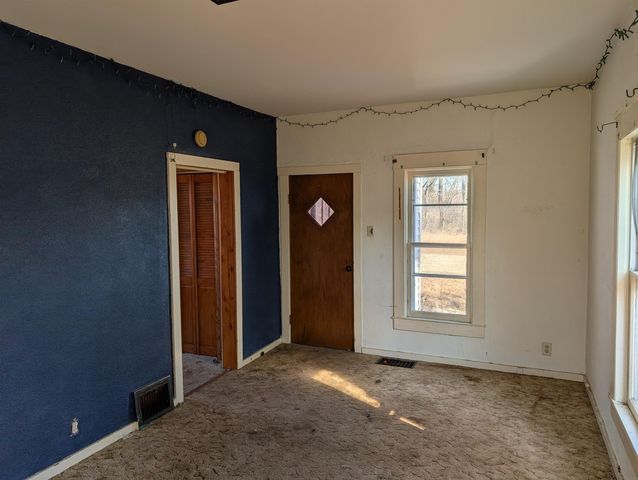 140 SW 4th Avenue, Oelwein, IA 50662