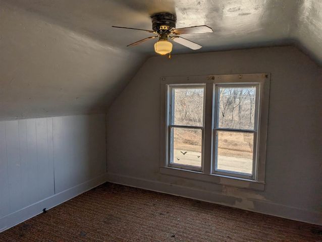 140 SW 4th Avenue, Oelwein, IA 50662