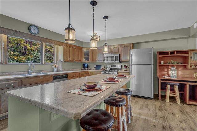 45417 15th Avenue, Bloomingdale, MI 49026