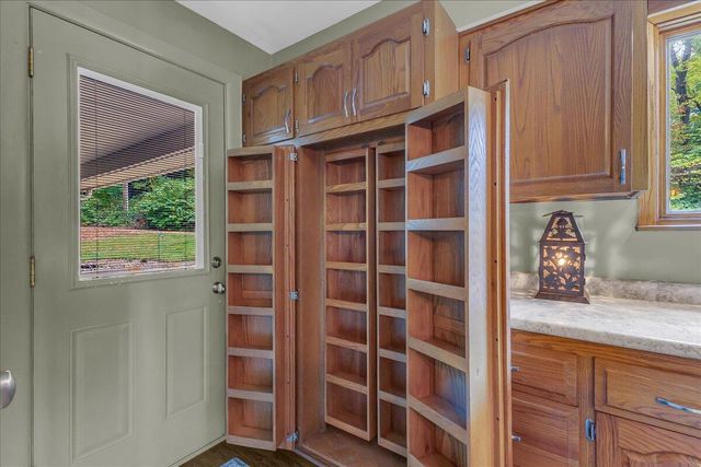 45417 15th Avenue, Bloomingdale, MI 49026