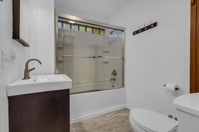 45417 15th Avenue, Bloomingdale, MI 49026