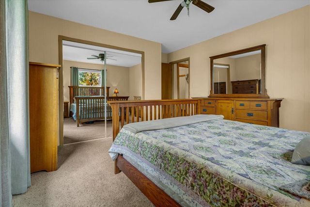 45417 15th Avenue, Bloomingdale, MI 49026