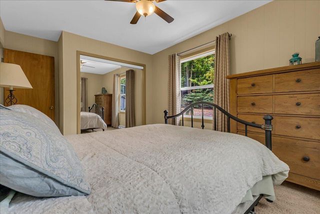 45417 15th Avenue, Bloomingdale, MI 49026