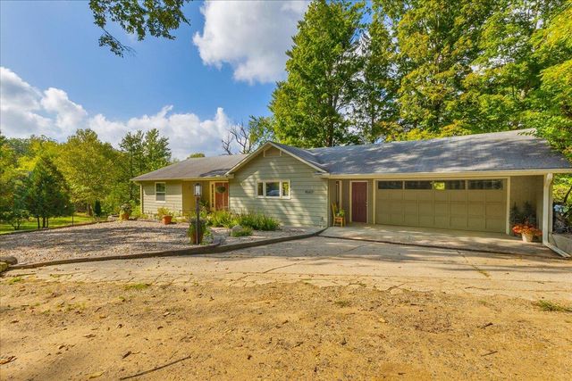 45417 15th Avenue, Bloomingdale, MI 49026