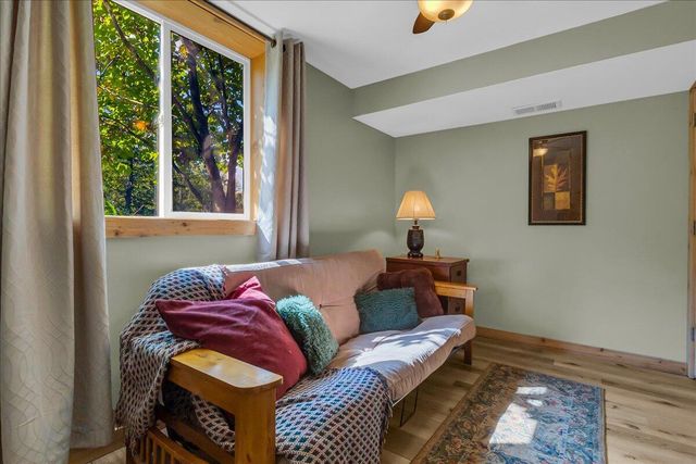 45417 15th Avenue, Bloomingdale, MI 49026