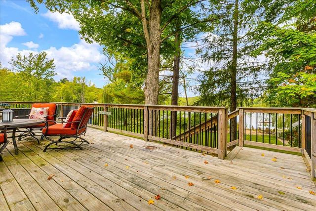 45417 15th Avenue, Bloomingdale, MI 49026