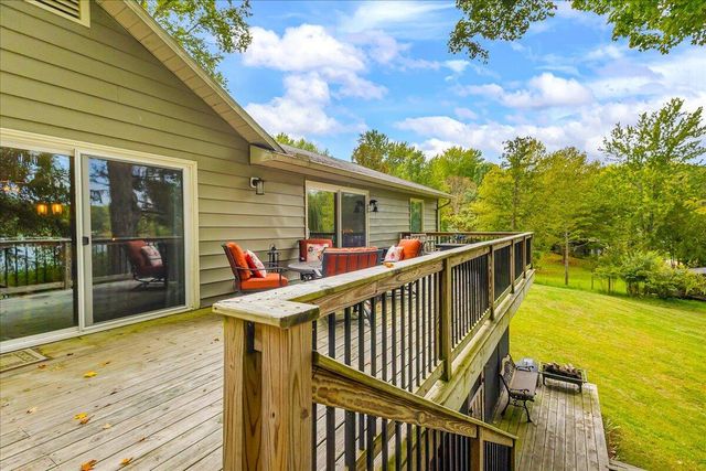 45417 15th Avenue, Bloomingdale, MI 49026