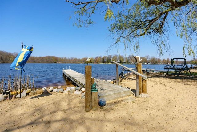 45417 15th Avenue, Bloomingdale, MI 49026